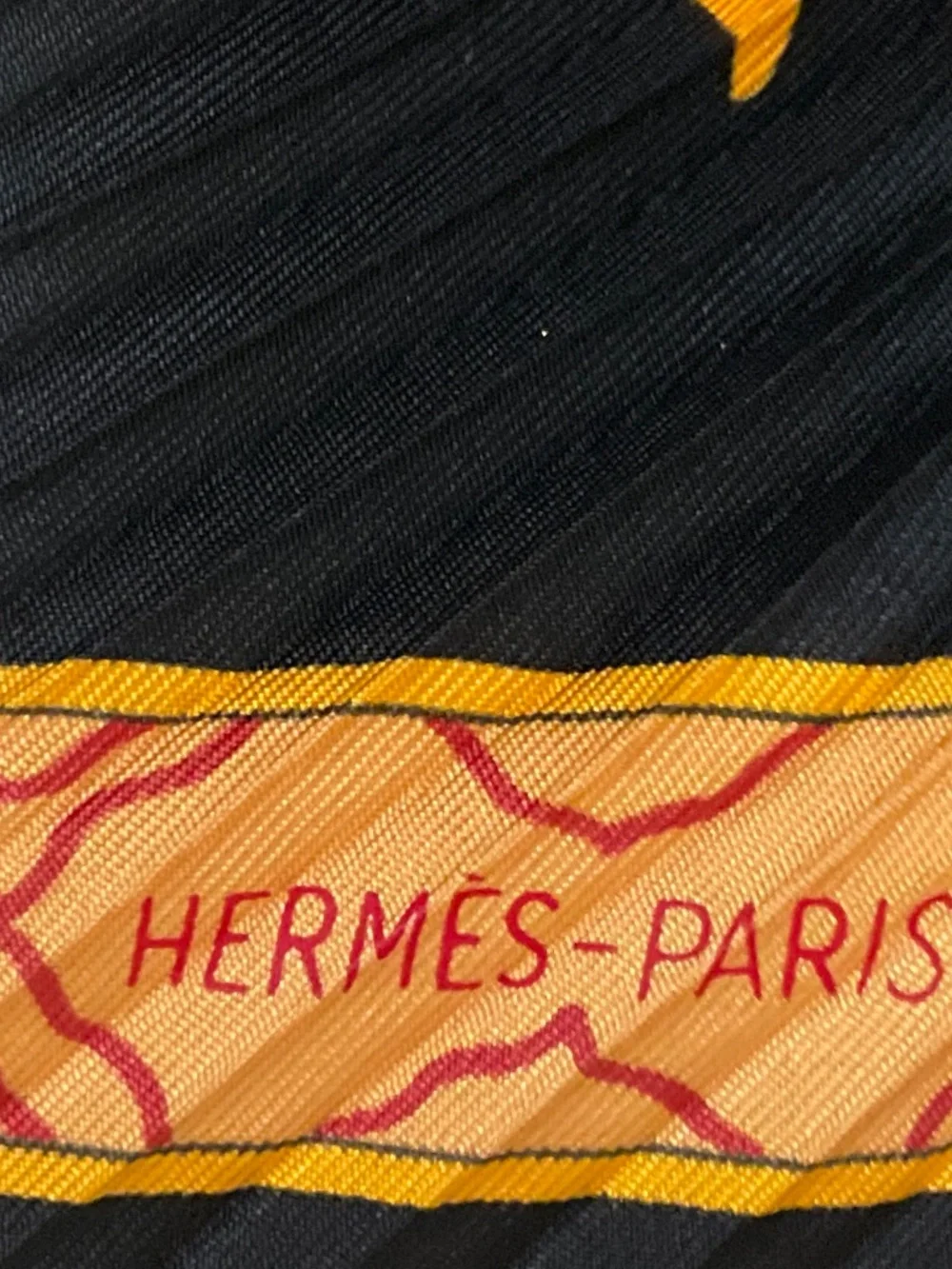 HERMES BLACK MULTI LES PRINTEMPS DE THERA PRINT PLISSE PLEATED SILK TWILL SCARF